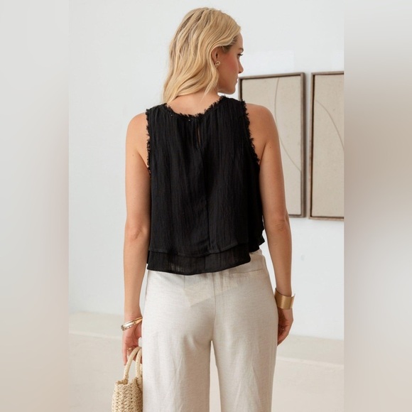 NWT-Boho Sleeveless Layered Frayed Edges Top - Picture 7 of 9